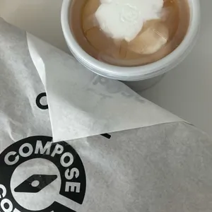 컴포즈커피 사진 2