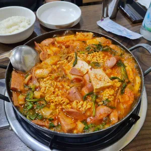 호수부대찌개 사진