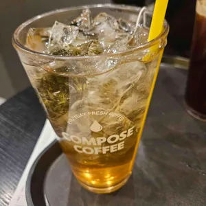 컴포즈커피 사진