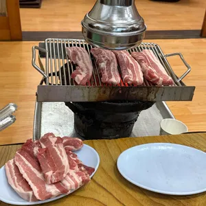 원조금동식육식당 사진 2
