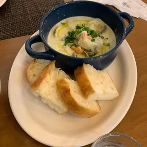 수테이블 사진