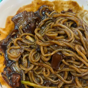흑백홍 사진
