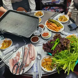 소근소근 사진