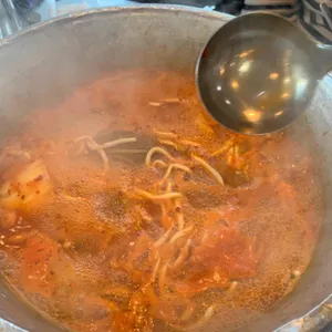 진옥화할매 원조 닭한마리 사진