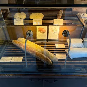 폴앤폴리나 사진