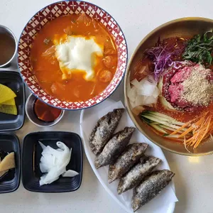 황남밀면 사진