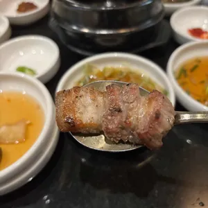 돈순장 사진
