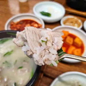 극동돼지국밥 사진