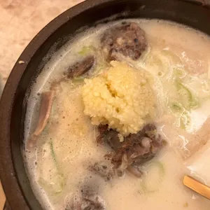 거대돼지국밥 사진