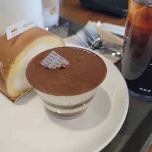 폴 바셋 사진 2