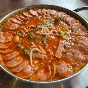 부대찌개대사관 사진