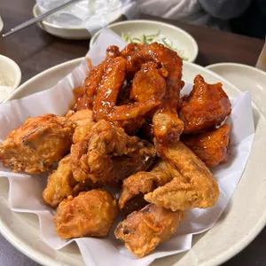 장군님닭 사진
