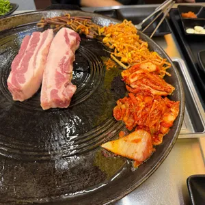 상구네솥뚜껑삼겹살 사진
