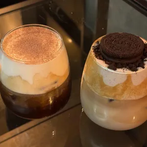 코너스톤 사진 1