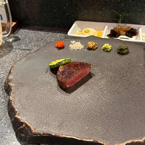 지즐 한우오마카세 사진