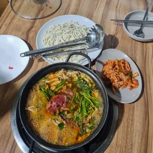 심학산 홍두깨 손칼국수 사진