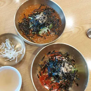 자유로 막국수 사진