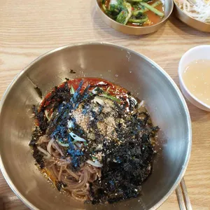 자유로 막국수 사진