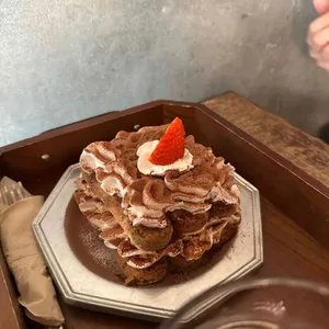 스펙터 사진