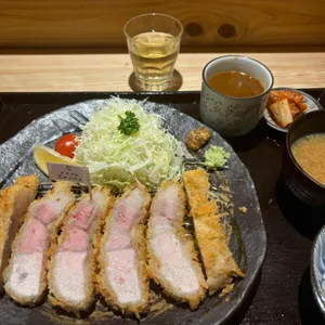 톤쇼우 사진