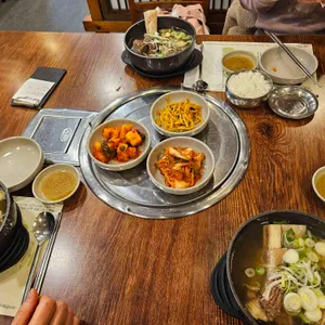 오금버드나무집 사진