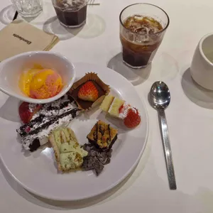 애슐리퀸즈 사진