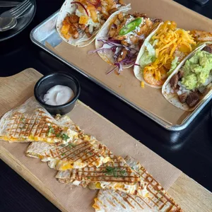 토도스 사진