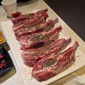 칭다오양꼬치 사진