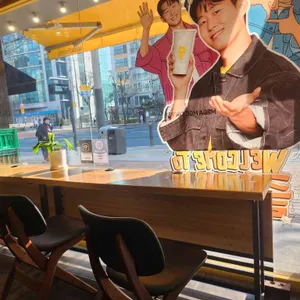 메가커피 리뷰 사진