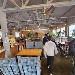 바까날레 대표 사진