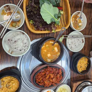 우렁쌈밥 사진