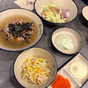 명쭈옥 사진