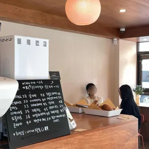 커피샾 리뷰 사진