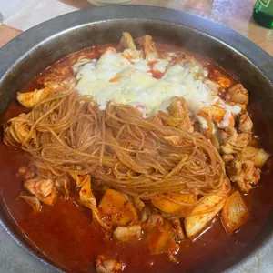 춘천집 닭갈비 막국수 사진