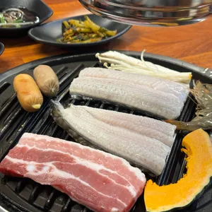 처음본 명품민물장어 사진