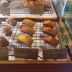 대니얼스 리뷰 사진