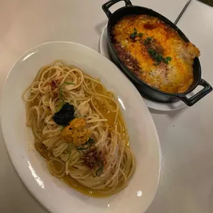 에피세리꼴라주 사진