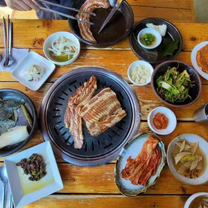 자연숯불갈비 사진