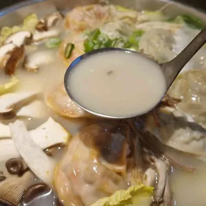 정초손만두 사진