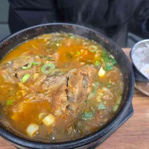 차밭골 돌솥 감자탕 대표 사진