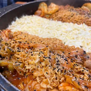 장인닭갈비 사진