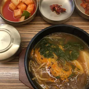 한설원 사진 2