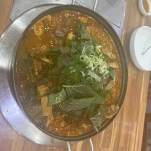 조마루 뼈다귀감자탕 사진