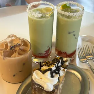 크레뮤 러빙 클럽 사진