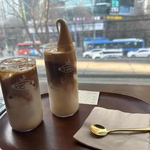 슈드해브커피 사진 1