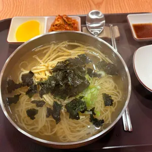 행복한국수 사진