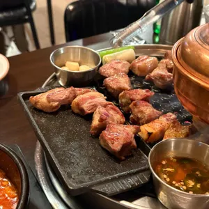 강씨목삼 사진