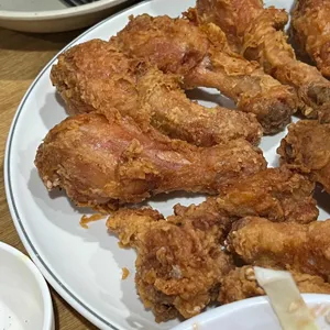 치킨홀릭 사진 1