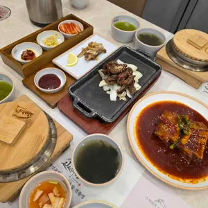 진진수라 사진