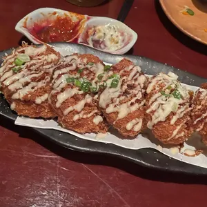 토모 사진